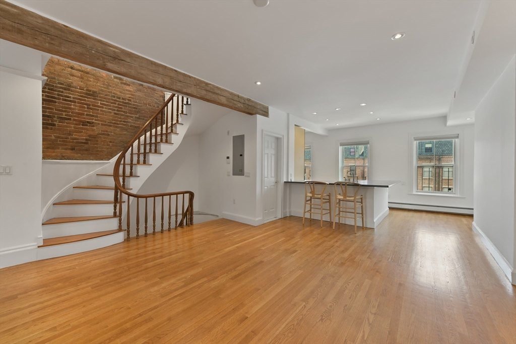 Boston, Massachusetts, 02118, United States, 2 Bedrooms Bedrooms, ,3 BathroomsBathrooms,Residential,For Sale,1978811