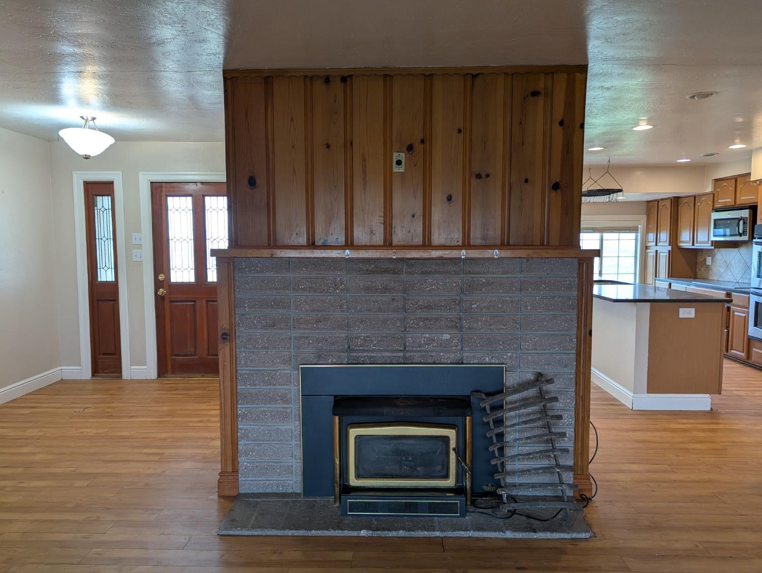 Stratford, California, 93266, United States, 4 Bedrooms Bedrooms, ,2 BathroomsBathrooms,Residential,For Sale,2012524