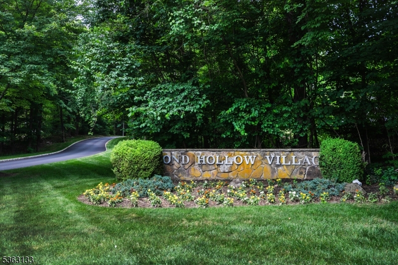 Jefferson, New Jersey, 07438, United States, 3 Bedrooms Bedrooms, ,3 BathroomsBathrooms,Residential,For Sale,1937828