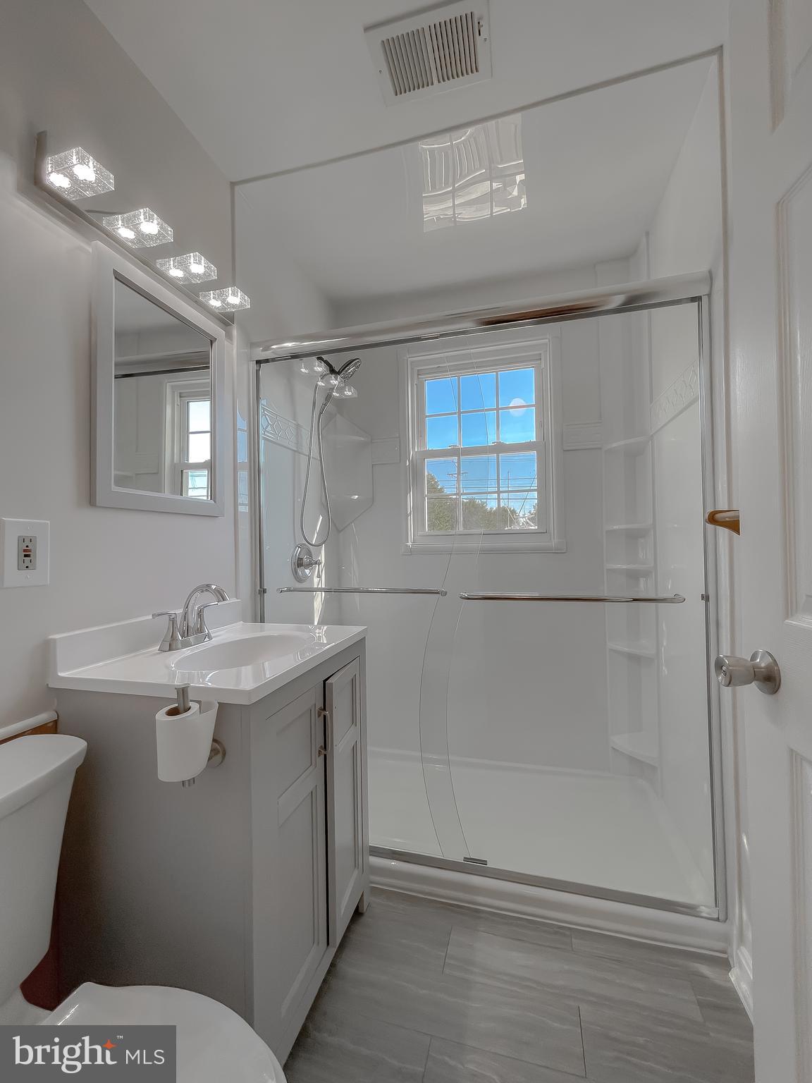 Newburg, Maryland, 20664, United States, 4 Bedrooms Bedrooms, ,2 BathroomsBathrooms,Residential,For Sale,2007762