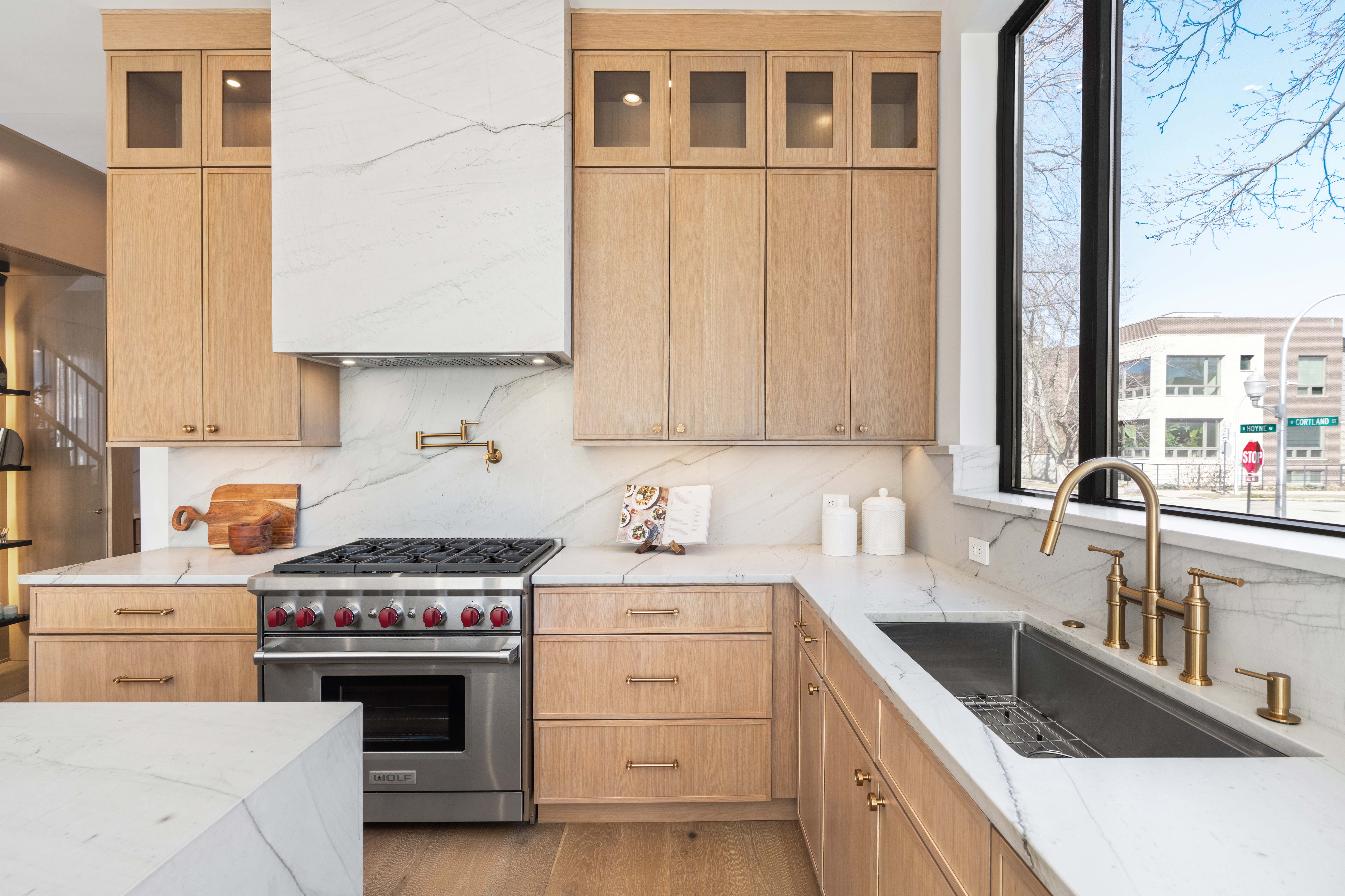  Seamless Blend of Modern Luxury and Timeless Architectural Detail - 物件實景