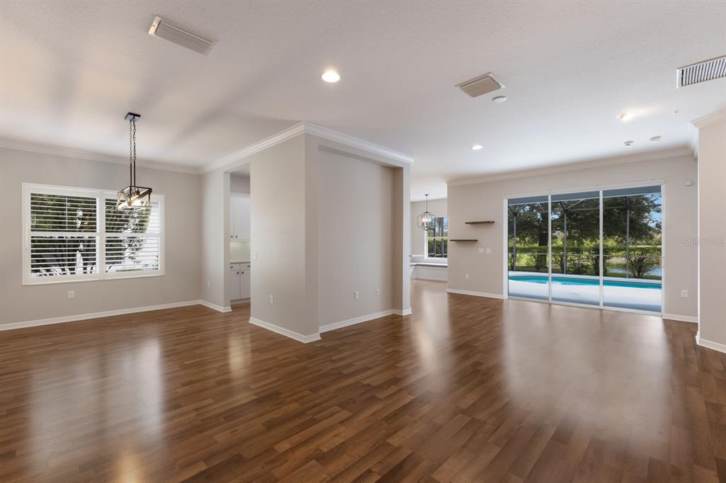 Bradenton, Florida, 34211, United States, 3 Bedrooms Bedrooms, ,2 BathroomsBathrooms,Residential,For Sale,1768444