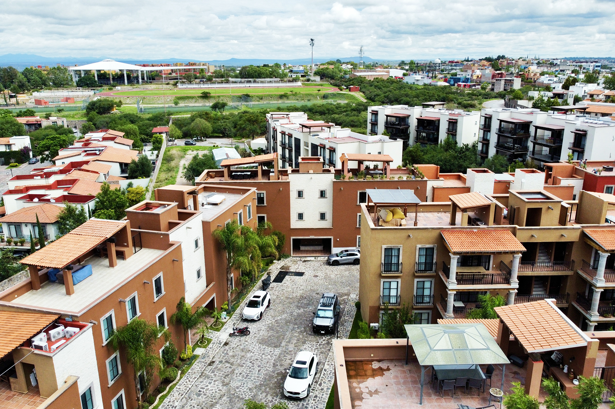  El Milagro Rooftop Apartment - 物件實景