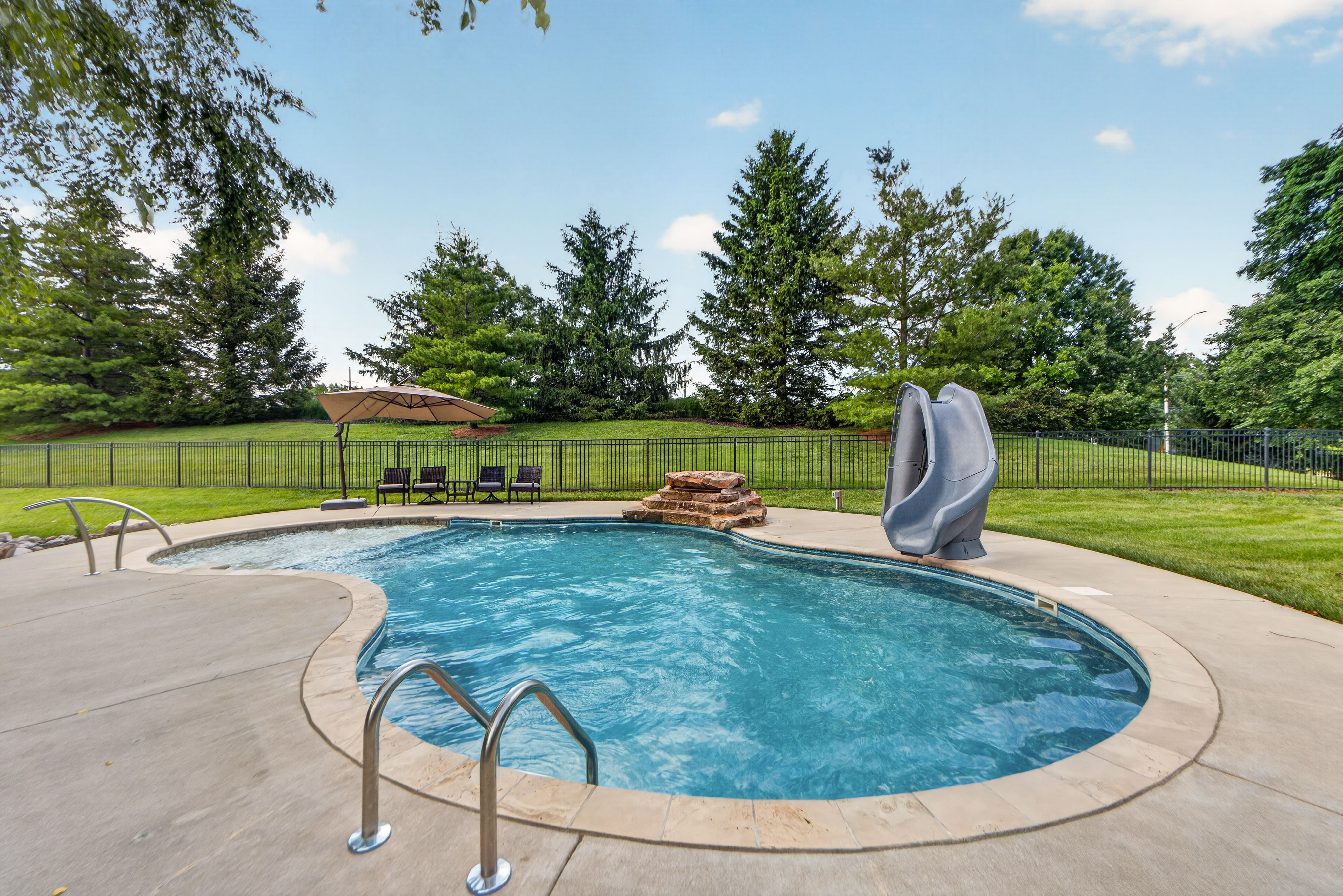  15933 Ballentine Street, Overland Park, KS 66221 - 物件實景