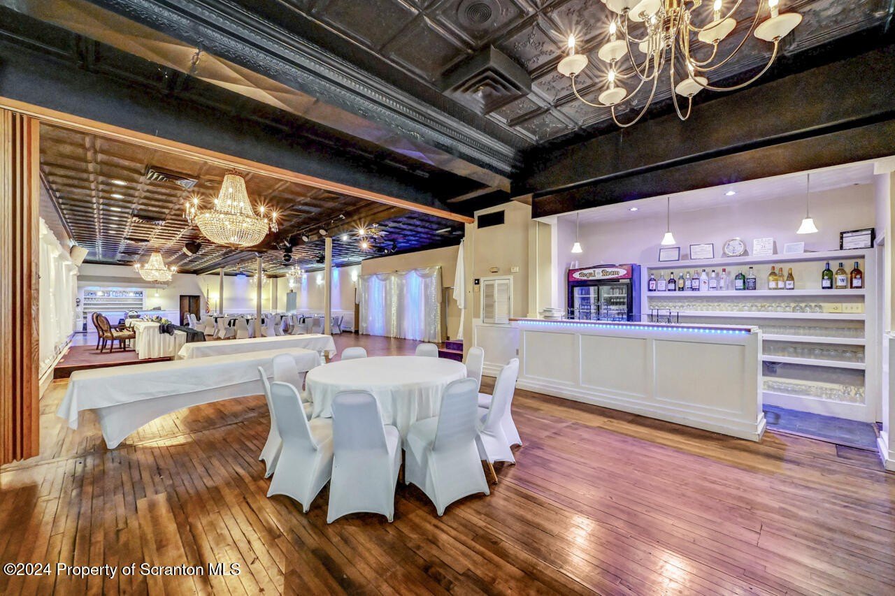 Olyphant, Pennsylvania, 18447, United States, ,Residential,For Sale,1996736