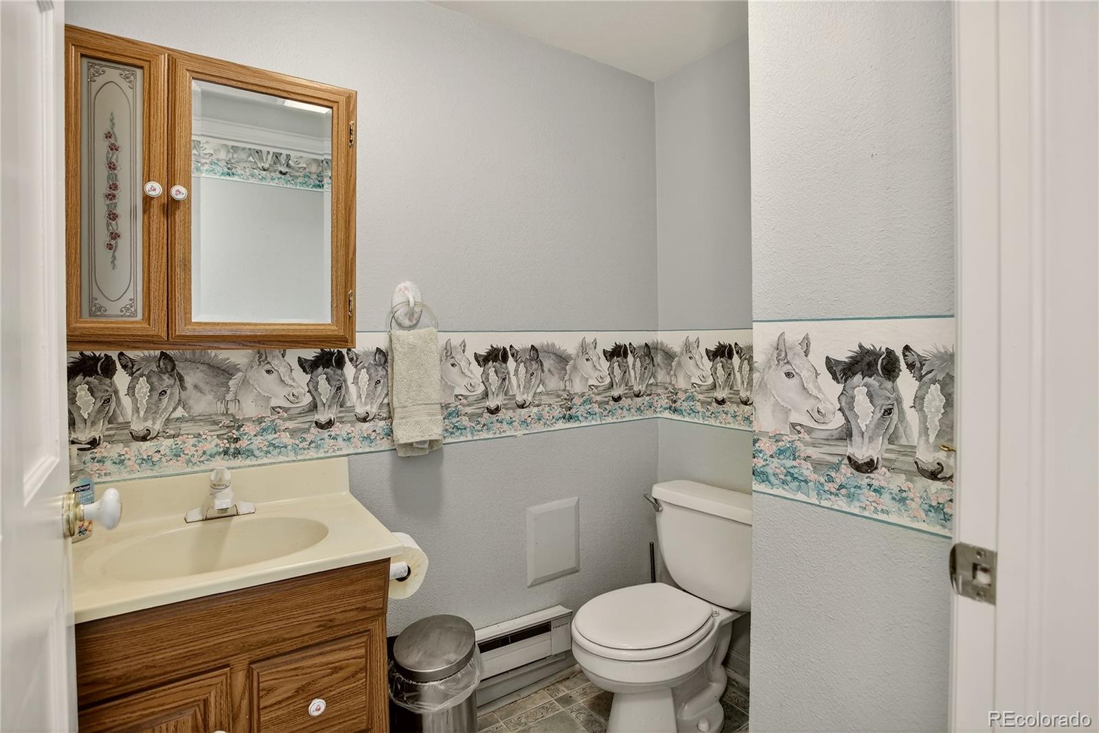 Evergreen, Colorado, 80439, United States, 2 Bedrooms Bedrooms, ,4 BathroomsBathrooms,Residential,For Sale,1951155