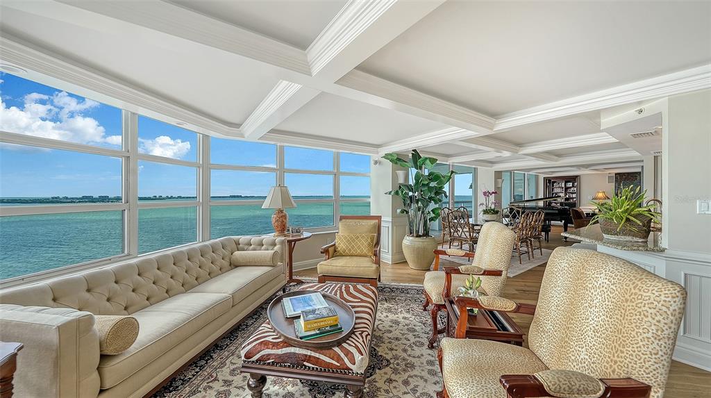 Sarasota, Florida, 34236, United States, 3 Bedrooms Bedrooms, ,3 BathroomsBathrooms,Residential,For Sale,1992113