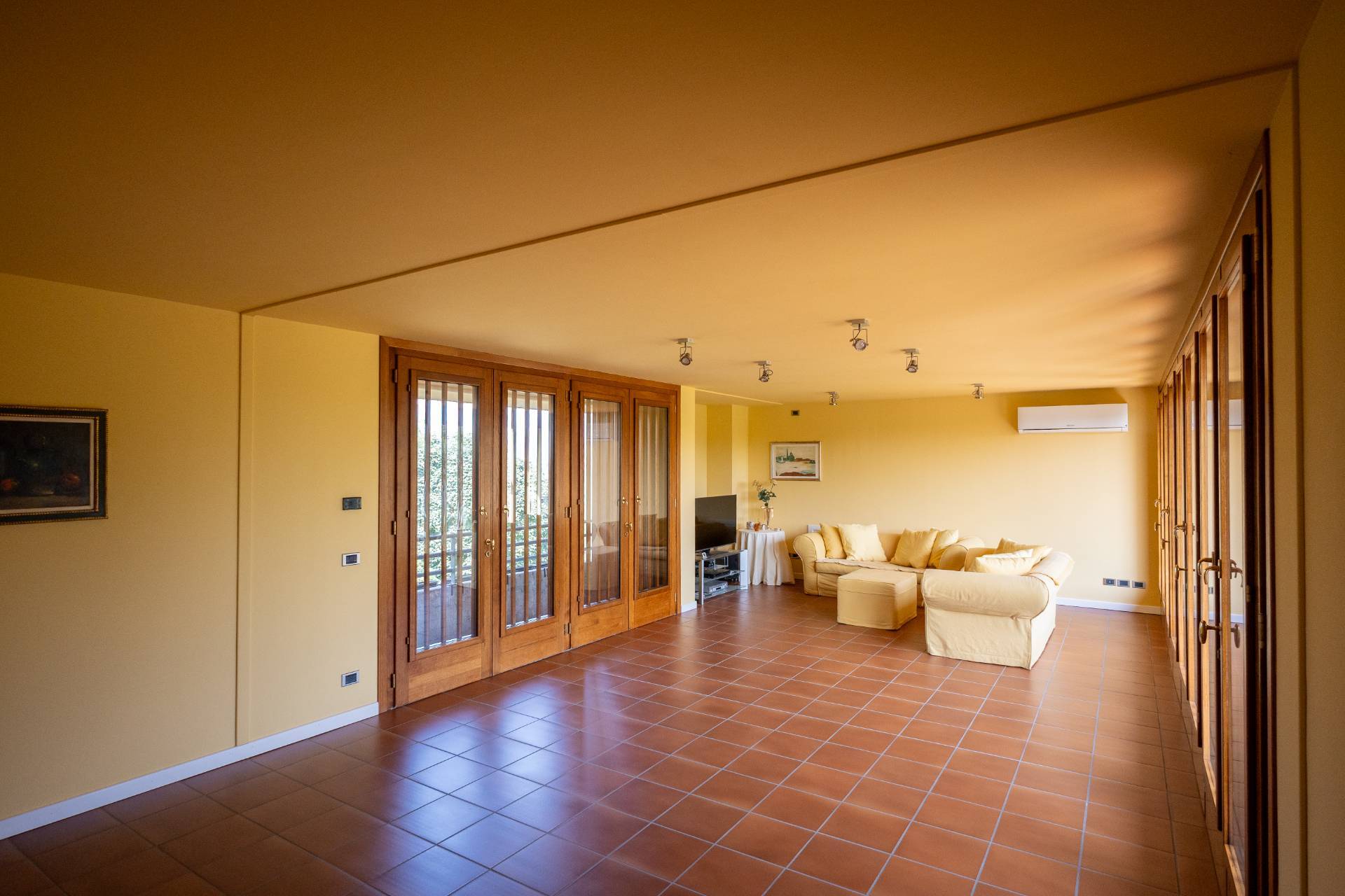 San Pietro di Feletto, Treviso, 31020, IT, 5 Bedrooms Bedrooms, ,4 BathroomsBathrooms,Residential,For Sale,1941776