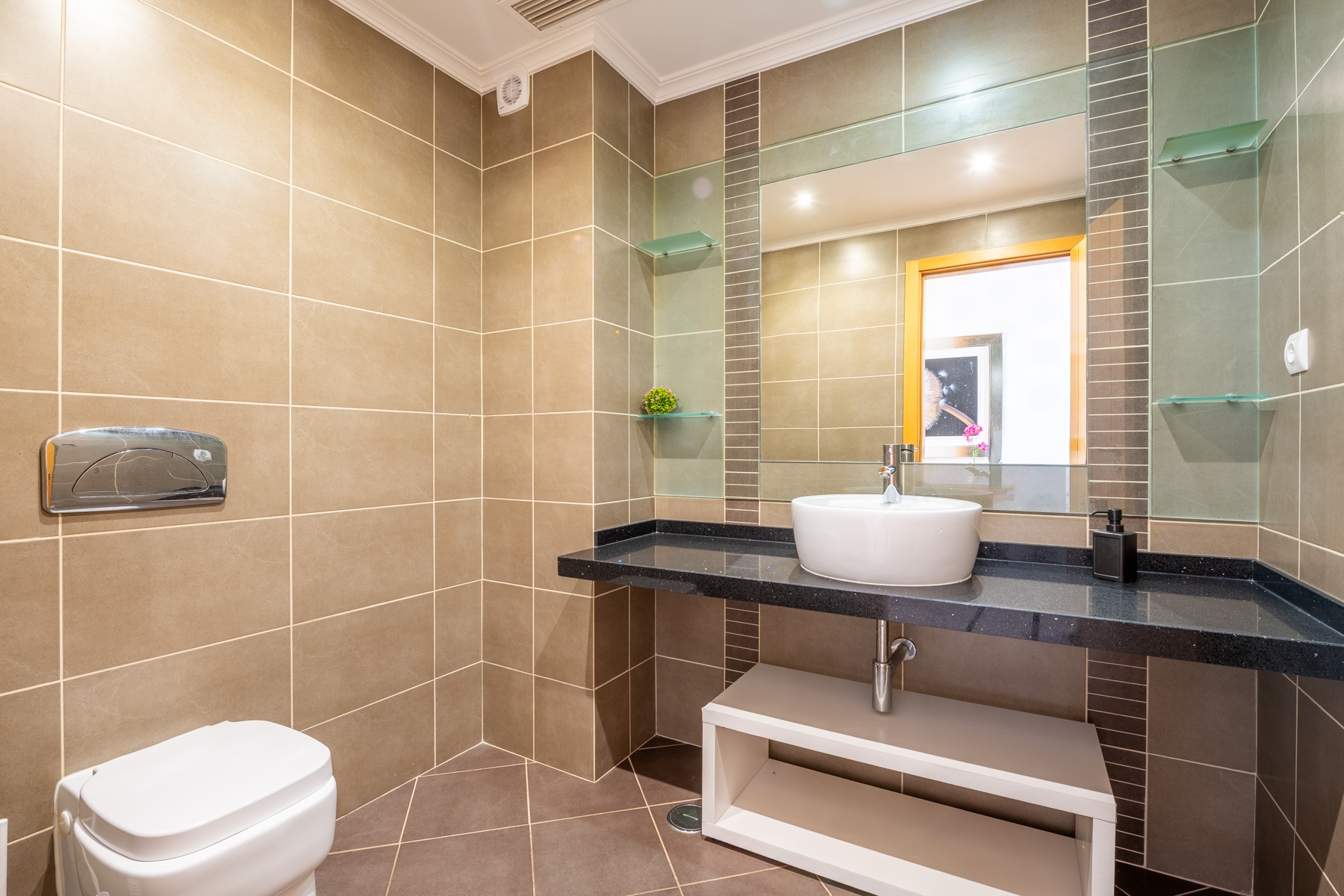  Semi-detached house, 3 bedrooms, for Sale - 物件實景