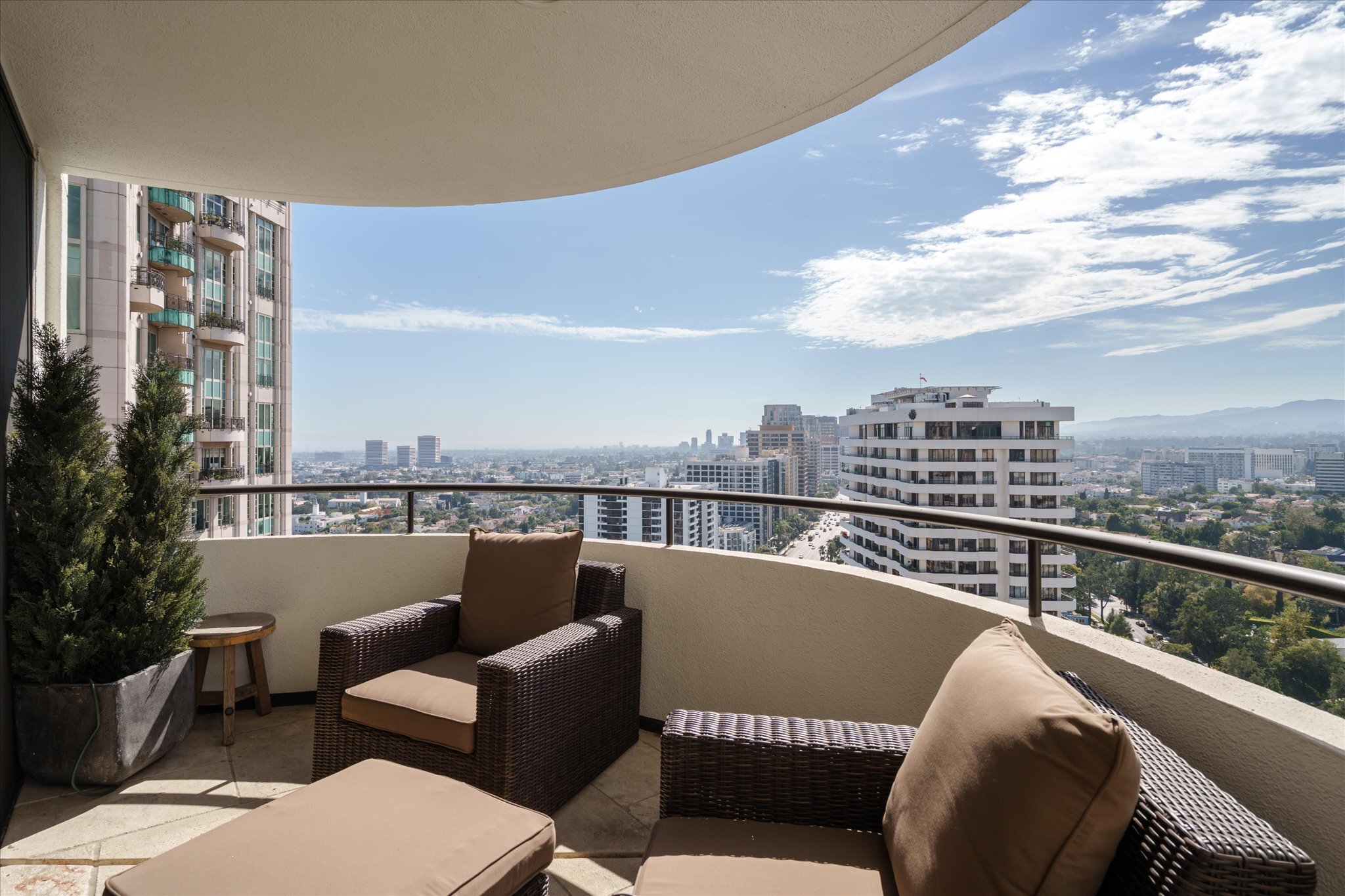  10560 Wilshire Boulevard - 物件實景