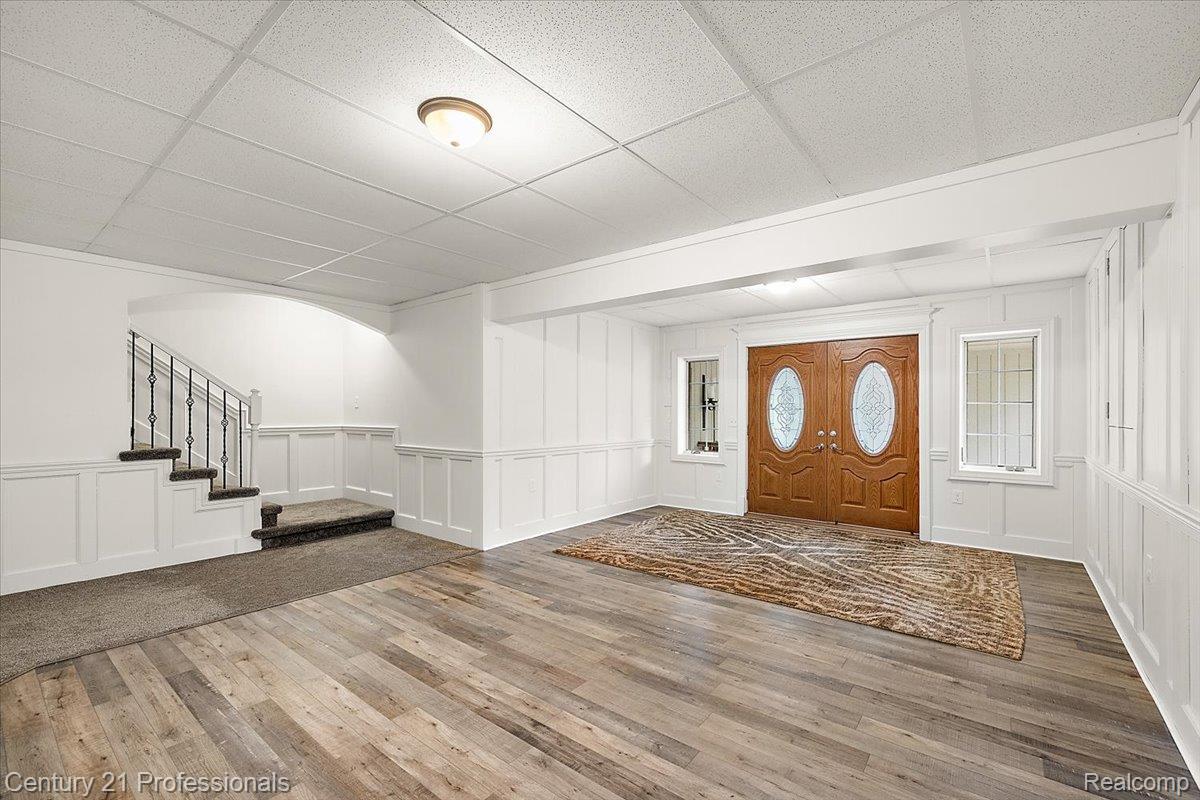 Clarkston, Michigan, 48346, United States, 4 Bedrooms Bedrooms, ,7 BathroomsBathrooms,Residential,For Sale,2048841
