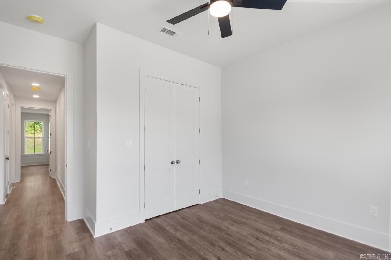 Benton, Arkansas, 72019, United States, 5 Bedrooms Bedrooms, ,4 BathroomsBathrooms,Residential,For Sale,2005368