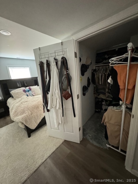 West Haven, Connecticut, 06516, United States, 5 Bedrooms Bedrooms, ,3 BathroomsBathrooms,Residential,For Sale,1918382
