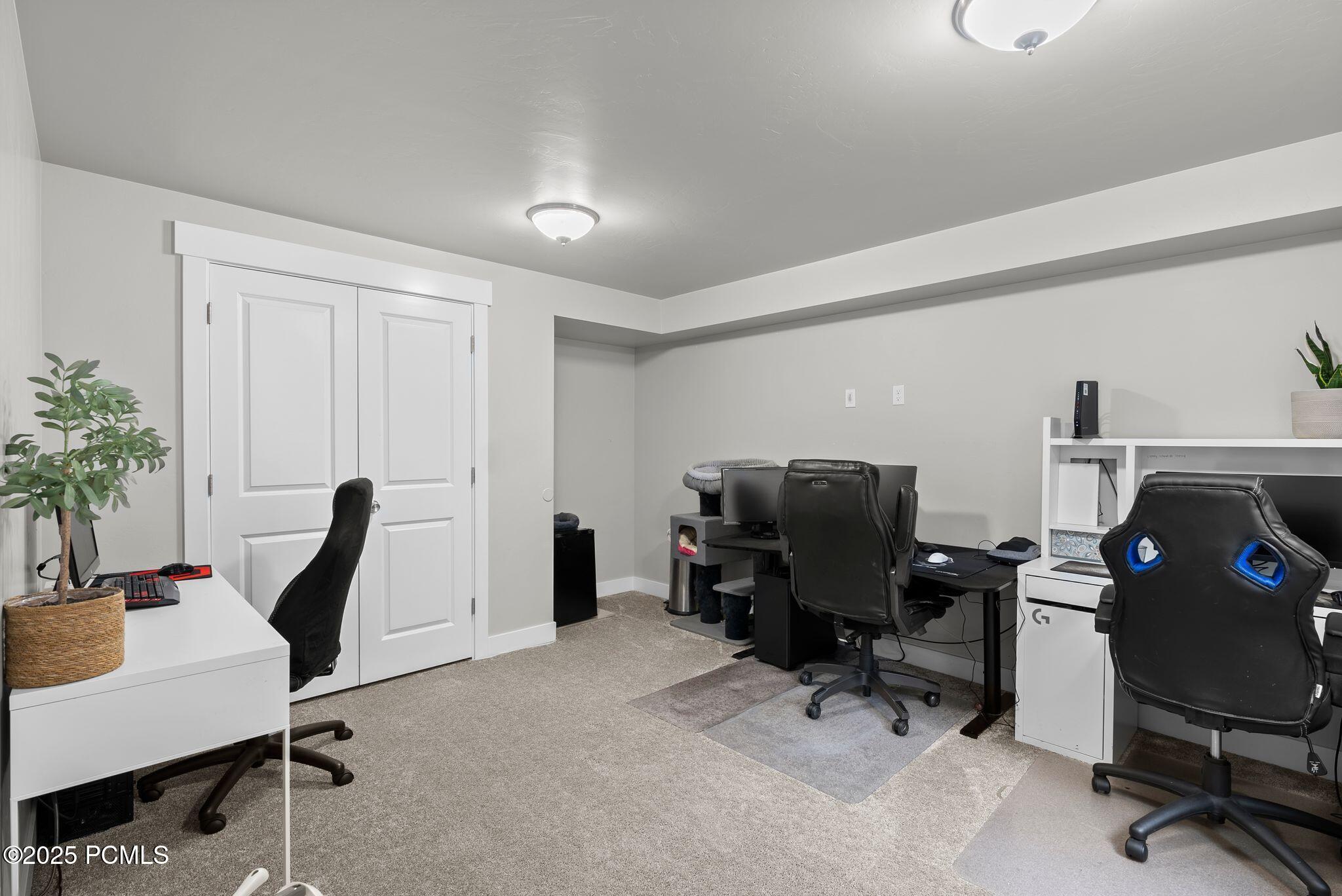 Heber City, Utah, 84032, United States, 6 Bedrooms Bedrooms, ,2 BathroomsBathrooms,Residential,For Sale,1883022