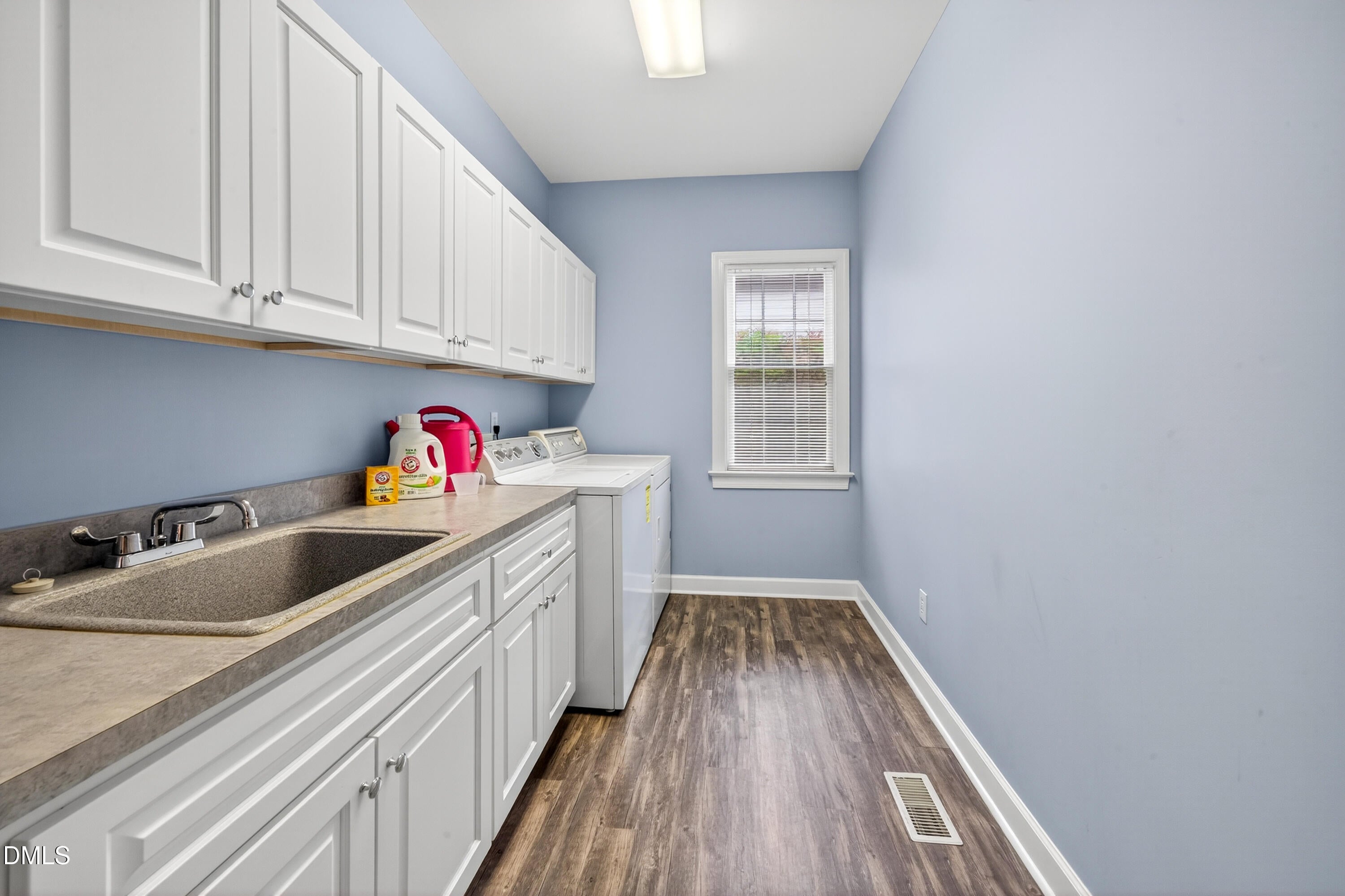 Cary, North Carolina, 27518, United States, 4 Bedrooms Bedrooms, ,3 BathroomsBathrooms,Residential,For Sale,1958706