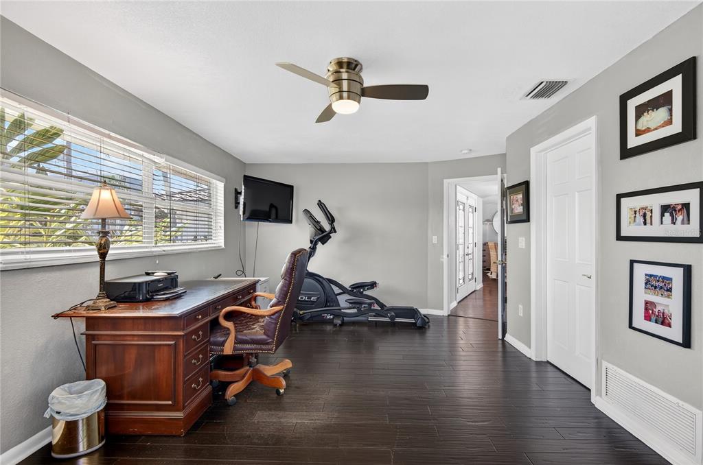 Clearwater Beach, Florida, 33767, United States, 4 Bedrooms Bedrooms, ,3 BathroomsBathrooms,Residential,For Sale,1849731