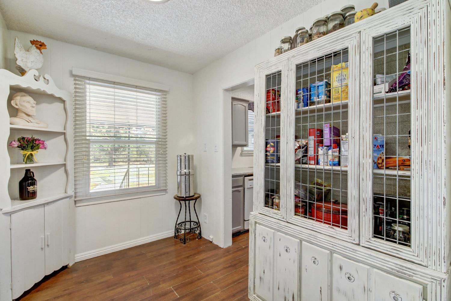 Wilton, California, 95693, United States, 3 Bedrooms Bedrooms, ,2 BathroomsBathrooms,Residential,For Sale,1901221