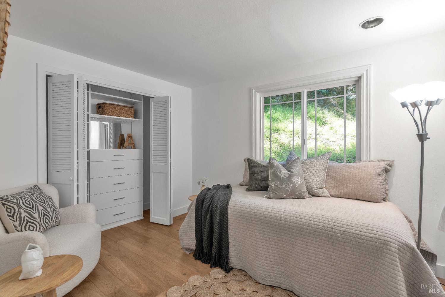 Mill Valley, California, 94941, United States, 4 Bedrooms Bedrooms, ,4 BathroomsBathrooms,Residential,For Sale,1793282