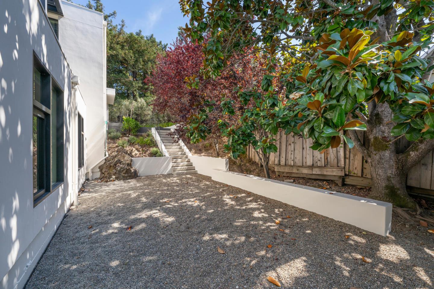 Hillsborough, California, 94010, United States, 4 Bedrooms Bedrooms, ,4 BathroomsBathrooms,Residential,For Sale,1940543