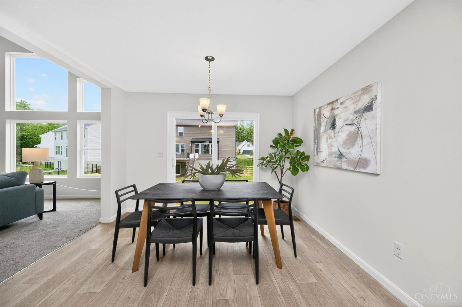 Turtle Creek Twp, Ohio, 45036, United States, 5 Bedrooms Bedrooms, ,4 BathroomsBathrooms,Residential,For Sale,1890162