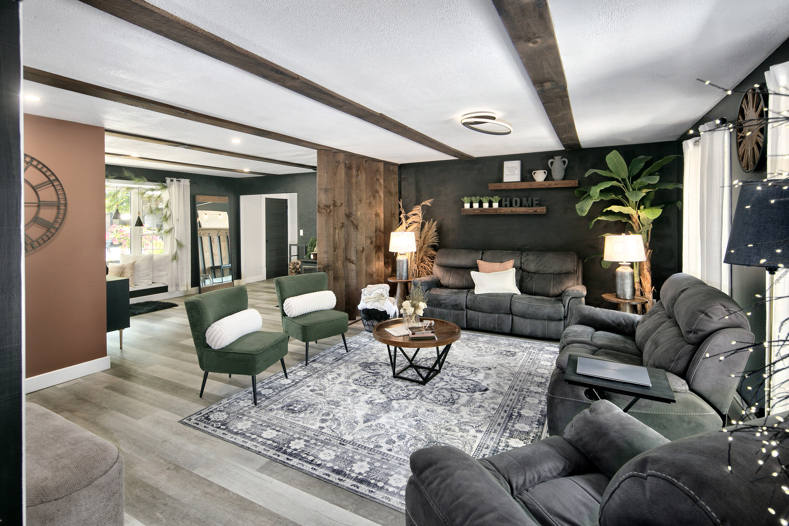  Charming Century Home - 物件實景