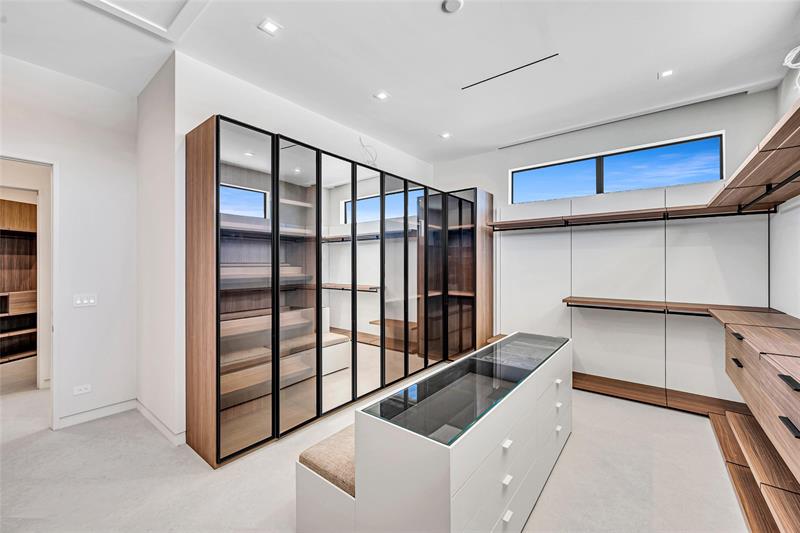 Fort Lauderdale, Florida, 33316, United States, 6 Bedrooms Bedrooms, ,8 BathroomsBathrooms,Residential,For Sale,1995601