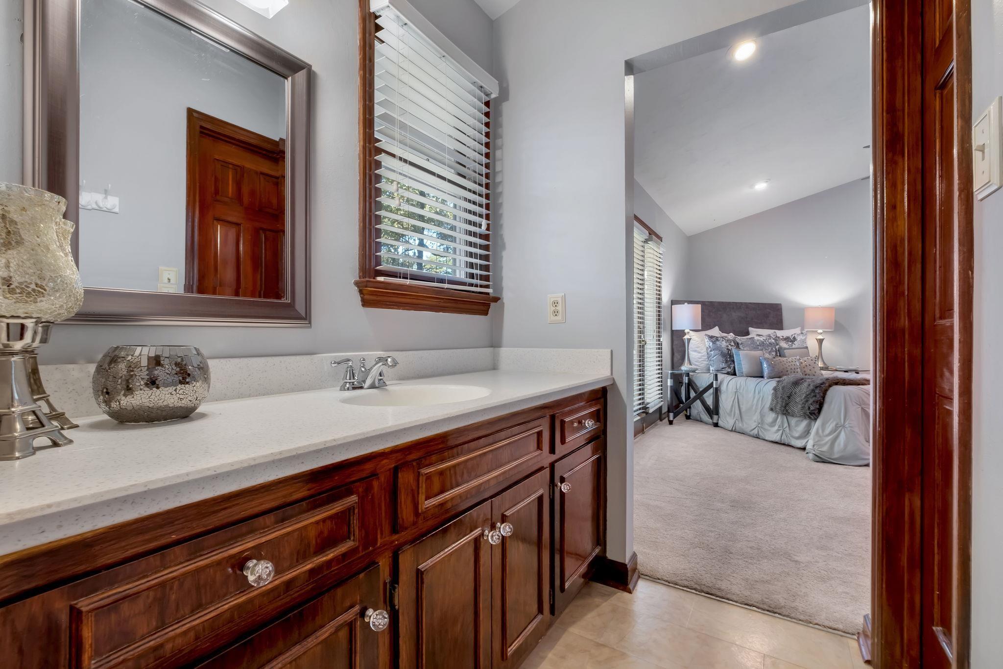 Tallahassee, Florida, 32309, United States, 4 Bedrooms Bedrooms, ,5 BathroomsBathrooms,Residential,For Sale,1992062