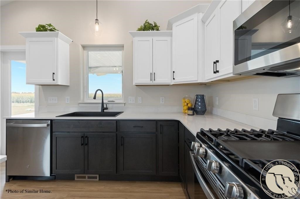 Billings, Montana, 59106, United States, 4 Bedrooms Bedrooms, ,3 BathroomsBathrooms,Residential,For Sale,2006066