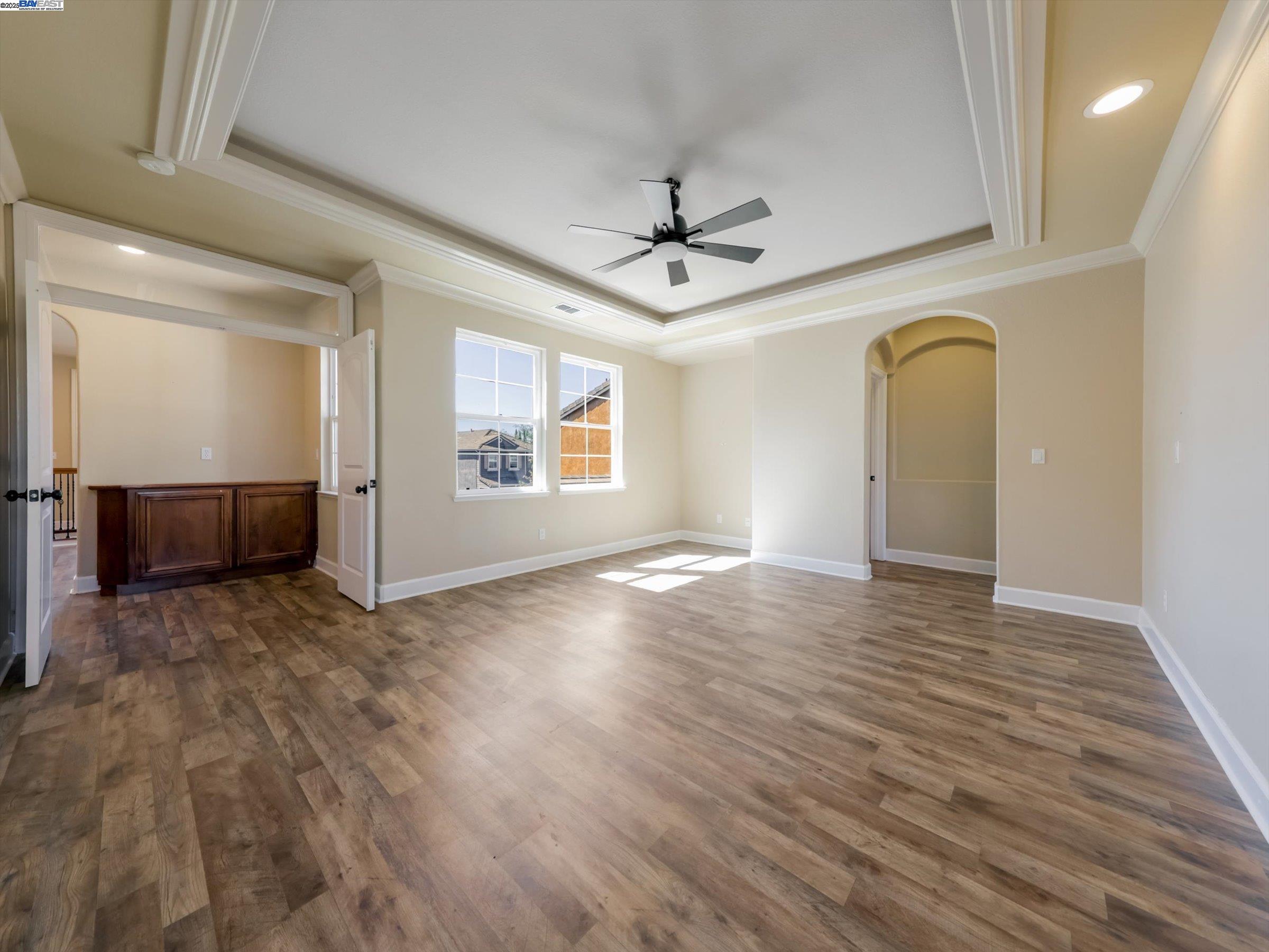 Vallejo, California, 94591, United States, 5 Bedrooms Bedrooms, ,5 BathroomsBathrooms,Residential,For Sale,2002289