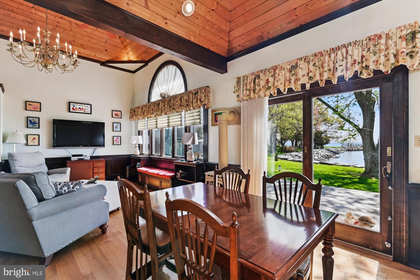 Shady Side, Maryland, 20764, United States, 2 Bedrooms Bedrooms, ,2 BathroomsBathrooms,Residential,For Sale,1950004