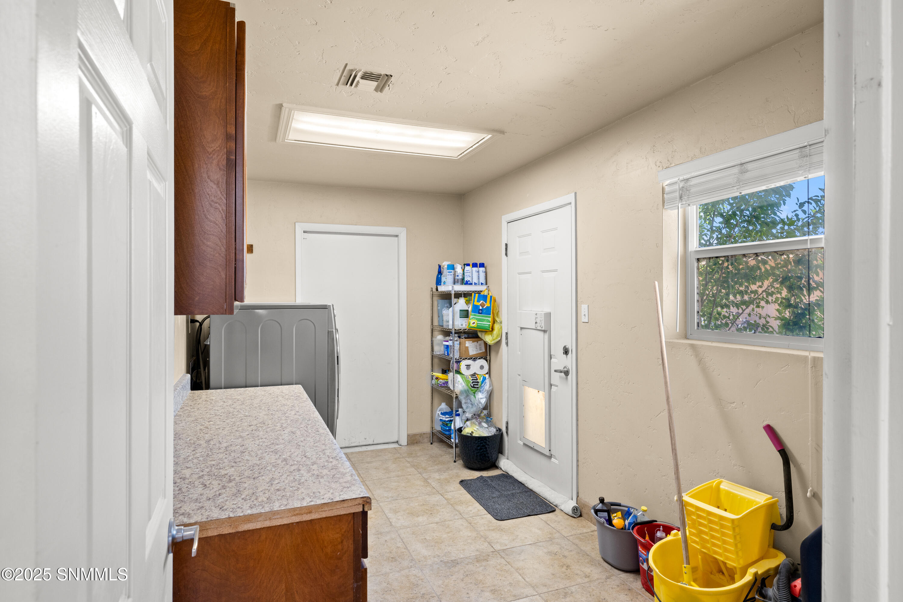 Las Cruces, New Mexico, 88007, United States, 4 Bedrooms Bedrooms, ,3 BathroomsBathrooms,Residential,For Sale,1796237