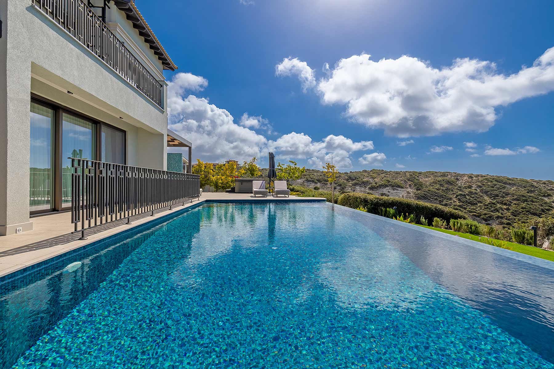  Four Bedroom Golf Resort Villa with Sea Views in Aphrodite Hills Pafos - 物件實景