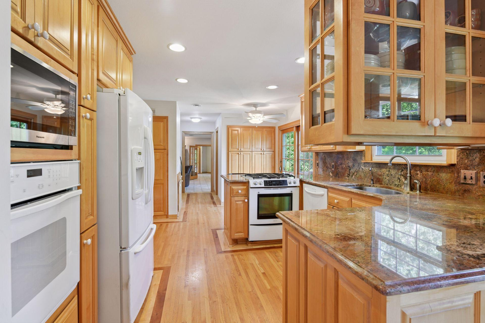 Minnetrista, Minnesota, 55364, United States, 3 Bedrooms Bedrooms, ,2 BathroomsBathrooms,Residential,For Sale,1902548