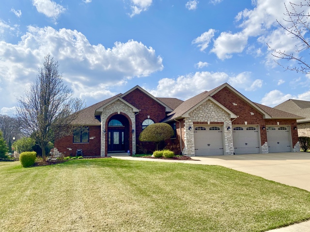 Mokena, Illinois, 60448, United States, 5 Bedrooms Bedrooms, ,4 BathroomsBathrooms,Residential,For Sale,1936862