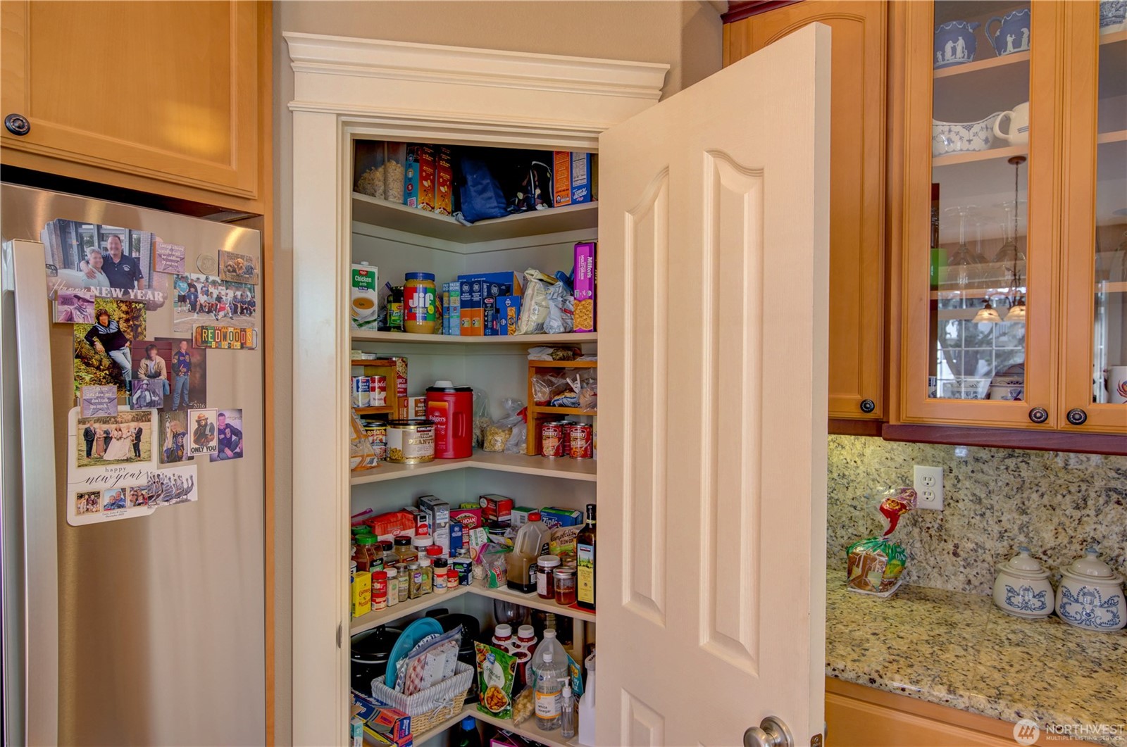 Long Beach, Washington, 98631, United States, 3 Bedrooms Bedrooms, ,4 BathroomsBathrooms,Residential,For Sale,1937572