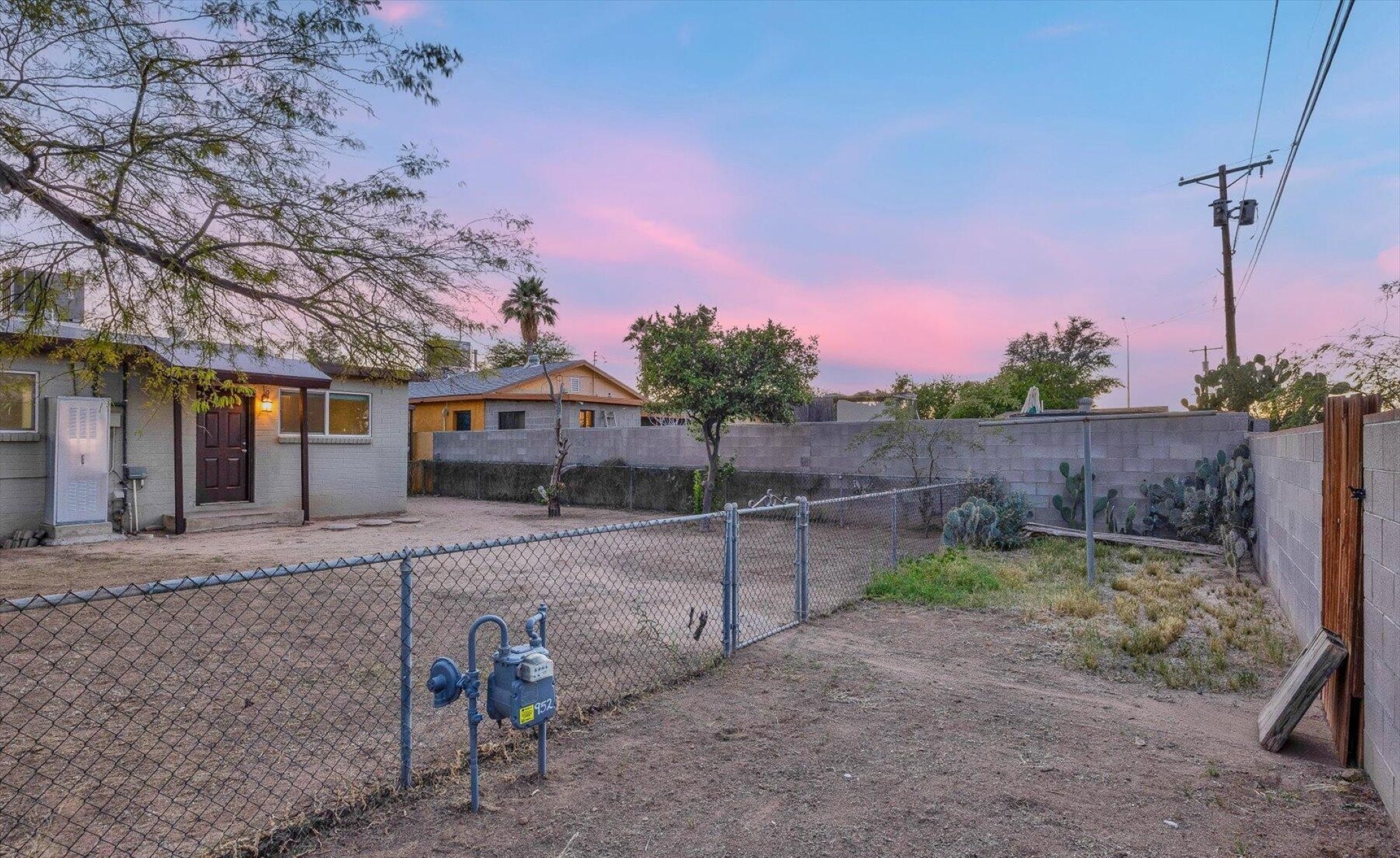  2313 E 23rd Street, Tucson, AZ 85713 - 物件實景
