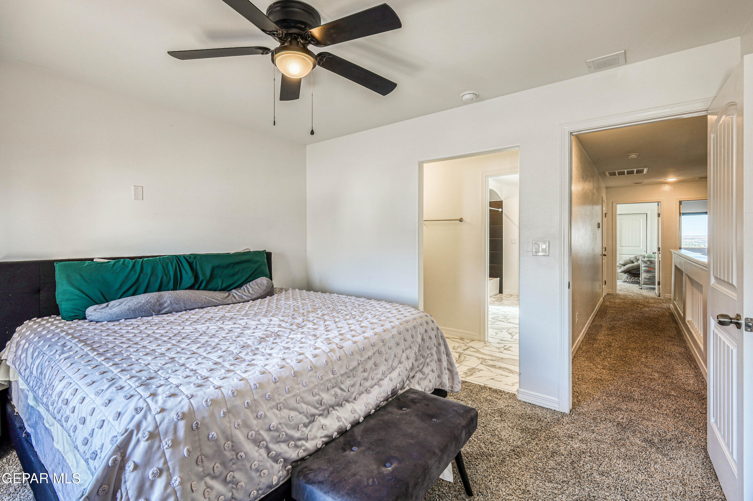 El Paso, Texas, 79911, United States, 5 Bedrooms Bedrooms, ,4 BathroomsBathrooms,Residential,For Sale,1969245