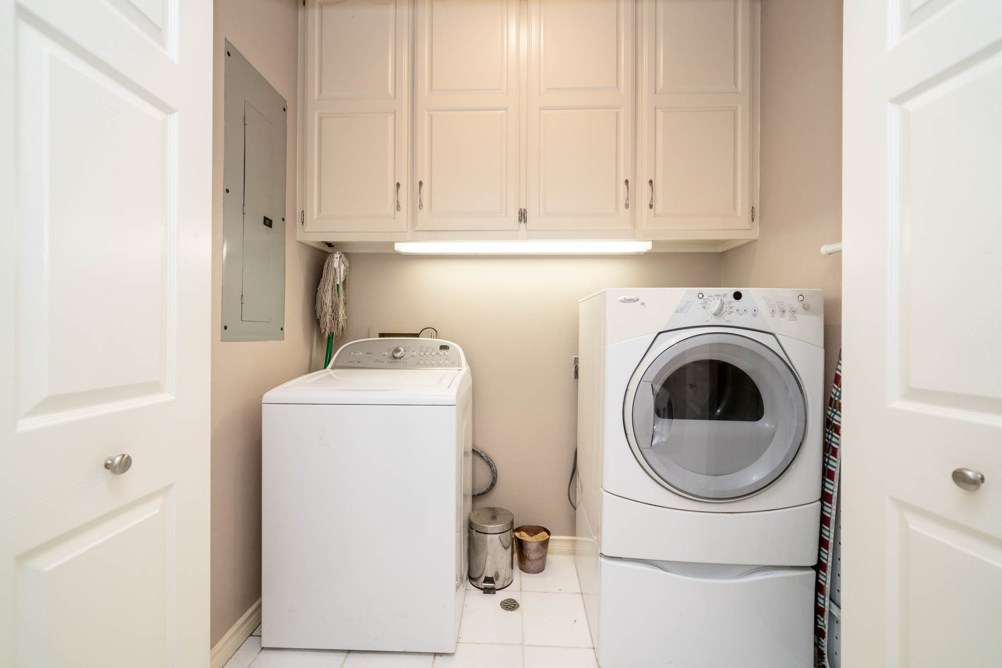 Jacksonville, Texas, 75766, United States, 3 Bedrooms Bedrooms, ,4 BathroomsBathrooms,Residential,For Sale,1984129