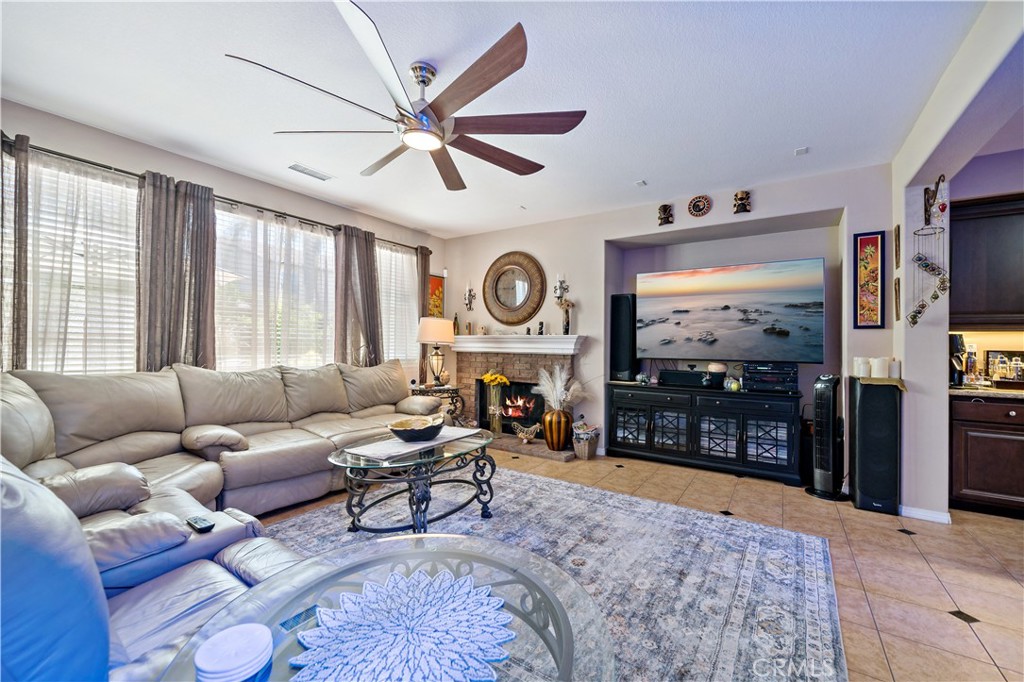 Menifee, California, 92585, United States, 3 Bedrooms Bedrooms, ,3 BathroomsBathrooms,Residential,For Sale,2012611