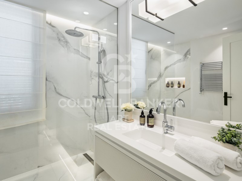 Marbella, Andalusia, ES, 5 Bedrooms Bedrooms, ,5 BathroomsBathrooms,Residential,For Sale,1760683