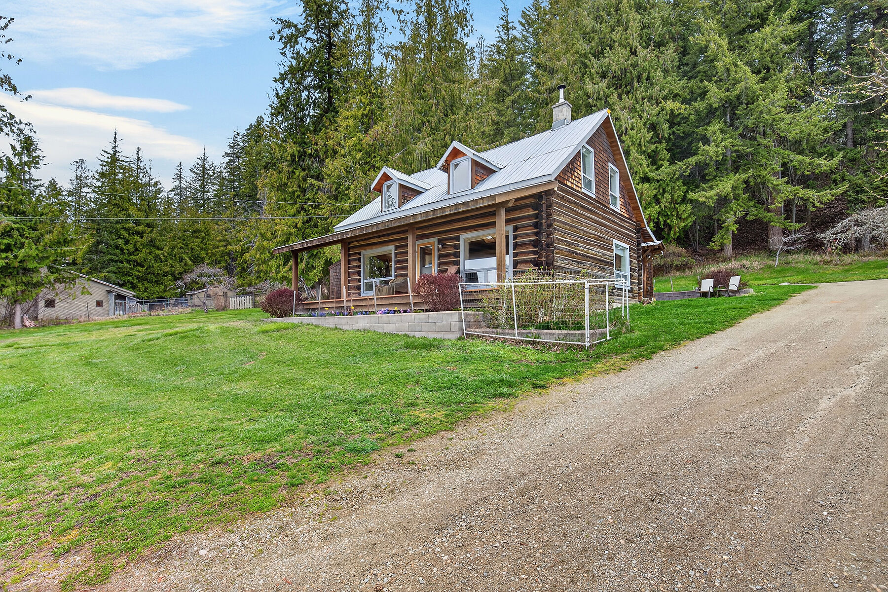  Own A Piece of Shuswap History - 物件實景