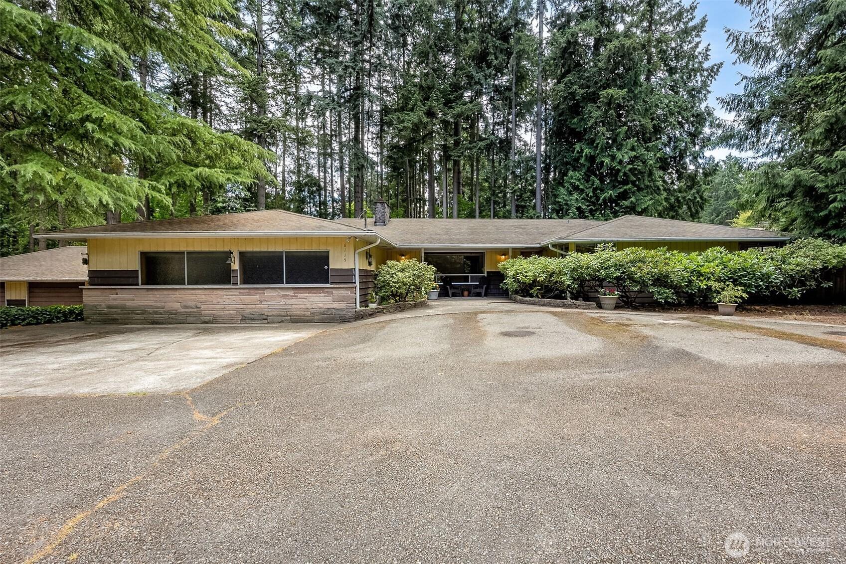TACOMA, Washington, 98443, United States, 4 Bedrooms Bedrooms, ,3 BathroomsBathrooms,Residential,For Sale,1896165