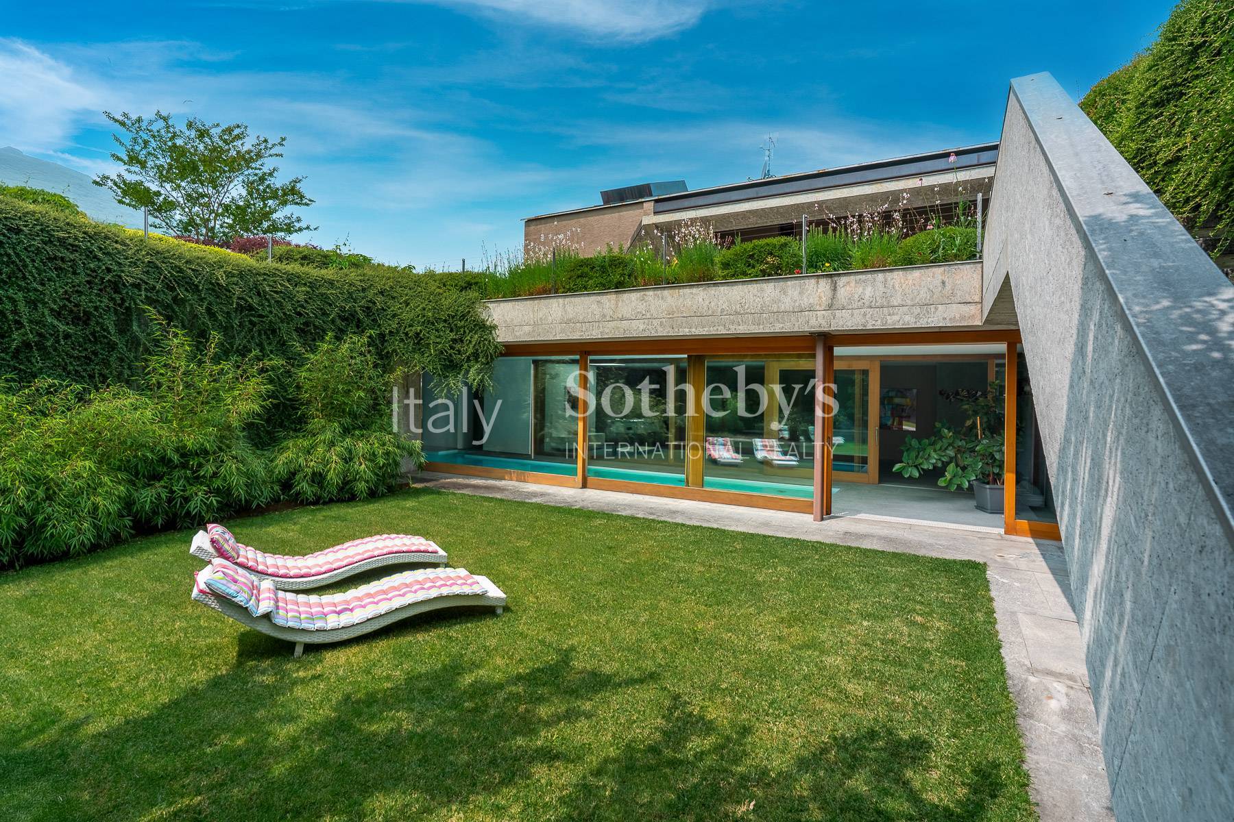  Prestigious villa with lake view and private park - 物件實景