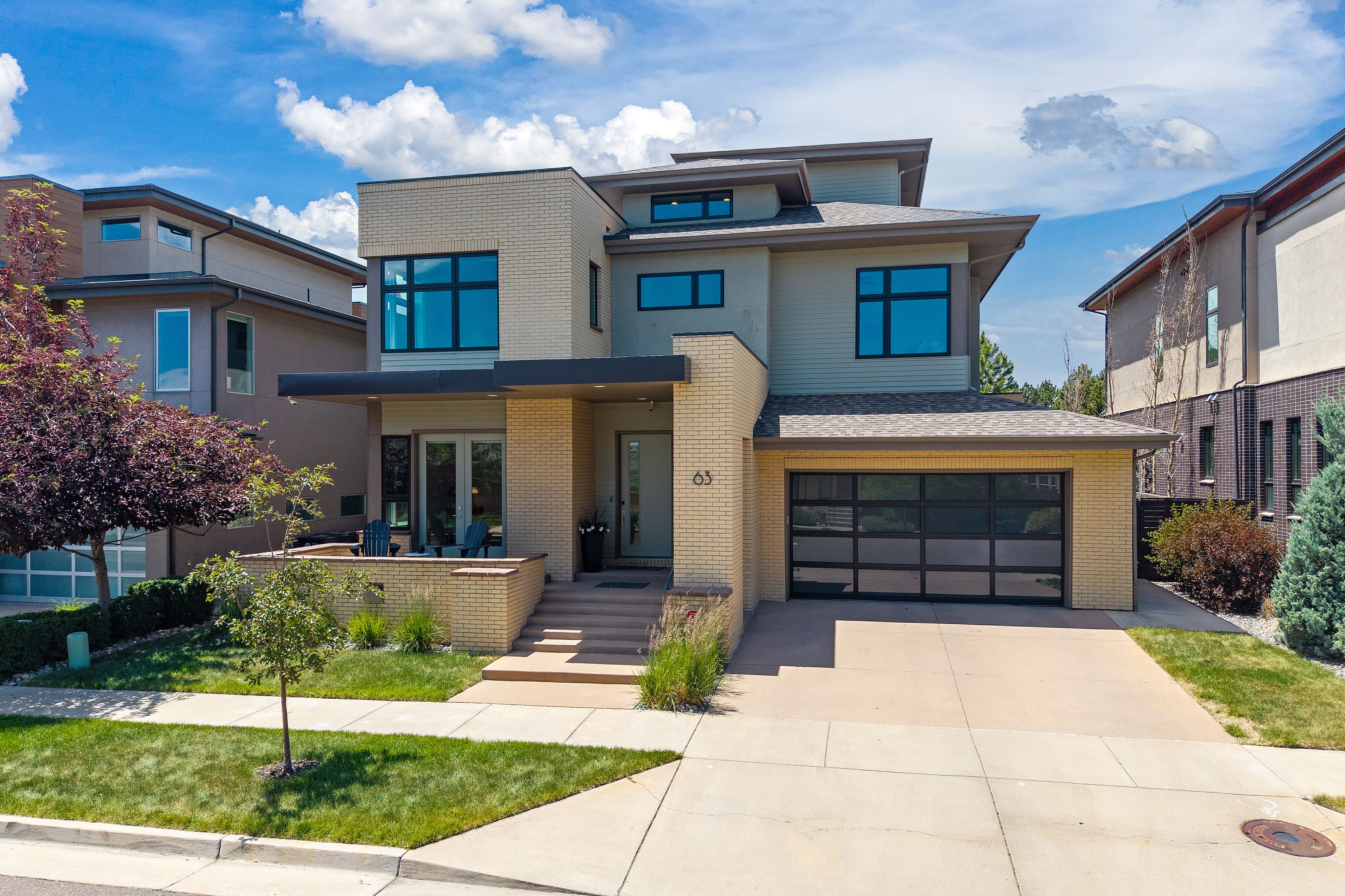  Exceptional Contemporary Move-In Ready Designed For Modern Living - 物件實景