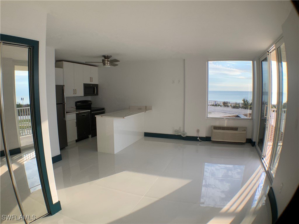 Fort Myers Beach, Florida, 33931, United States, 1 Bedroom Bedrooms, ,1 BathroomBathrooms,Residential,For Sale,1899389
