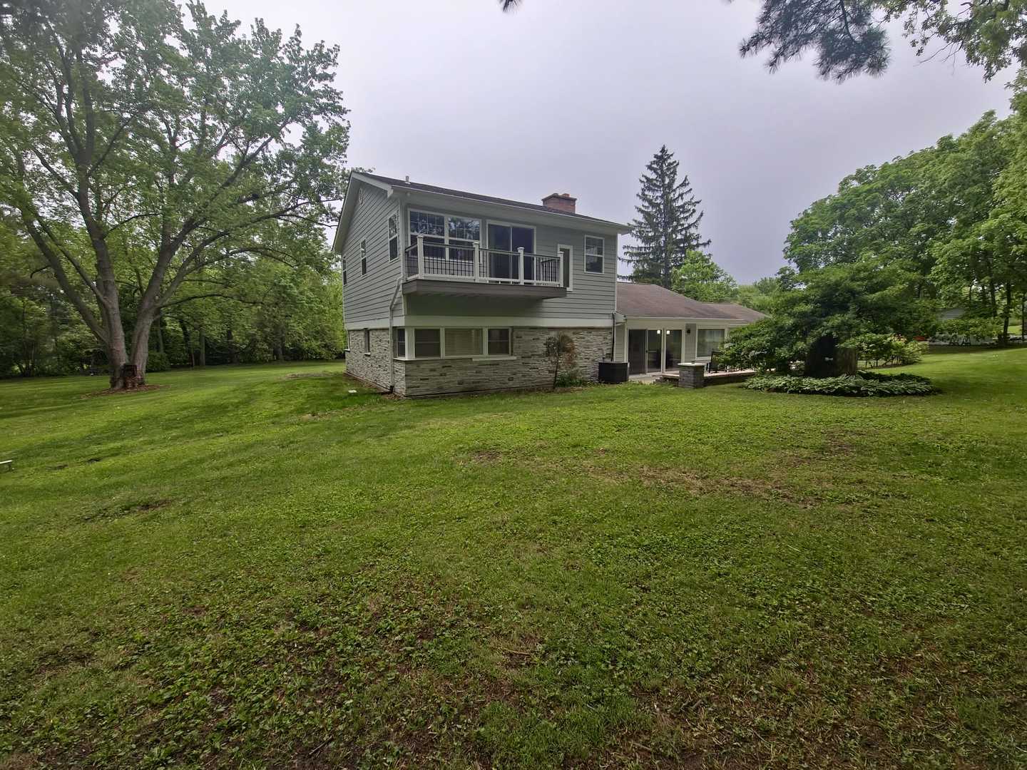 Inverness, Illinois, 60067, United States, 4 Bedrooms Bedrooms, ,2 BathroomsBathrooms,Residential,For Sale,1930248
