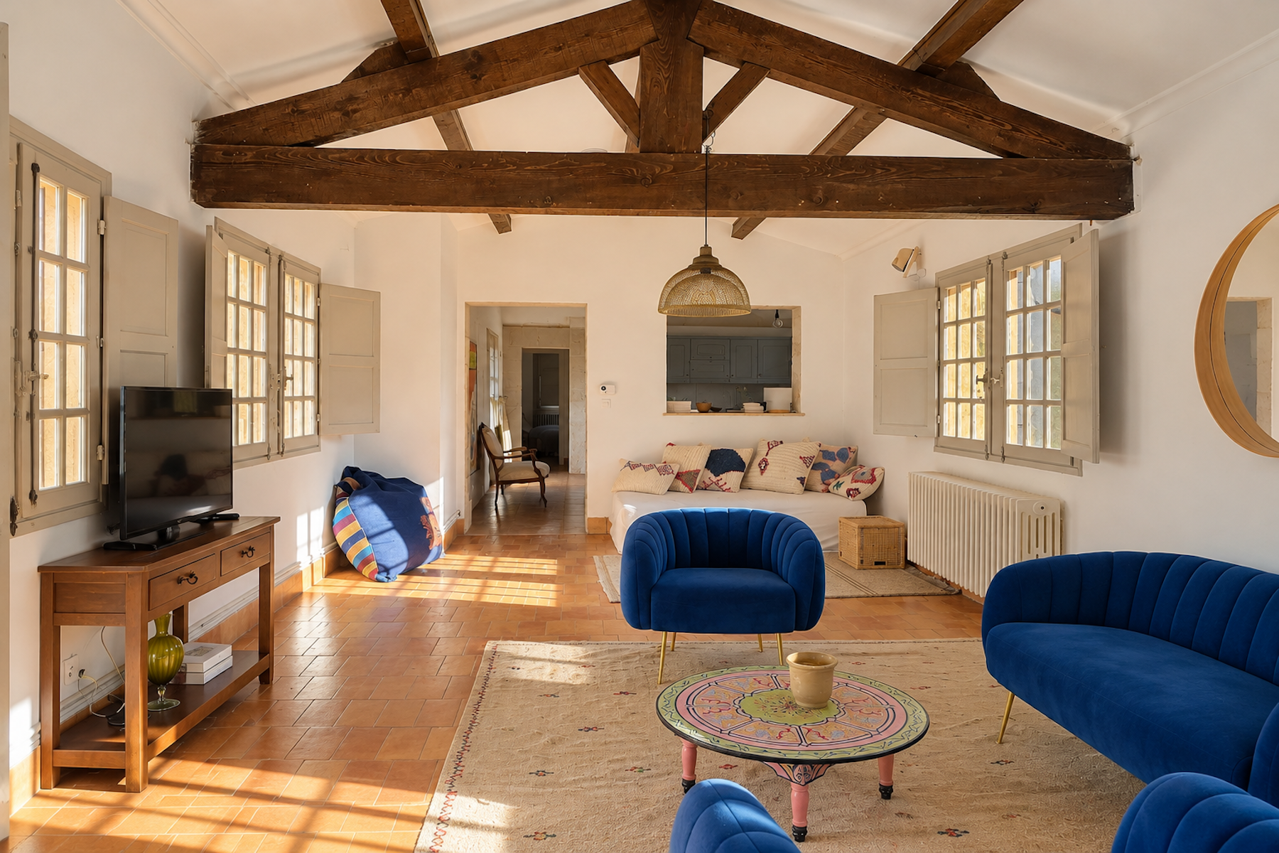  17th Century Private Mansion - 105 m² - Steps from Place aux Herbes - 物件實景