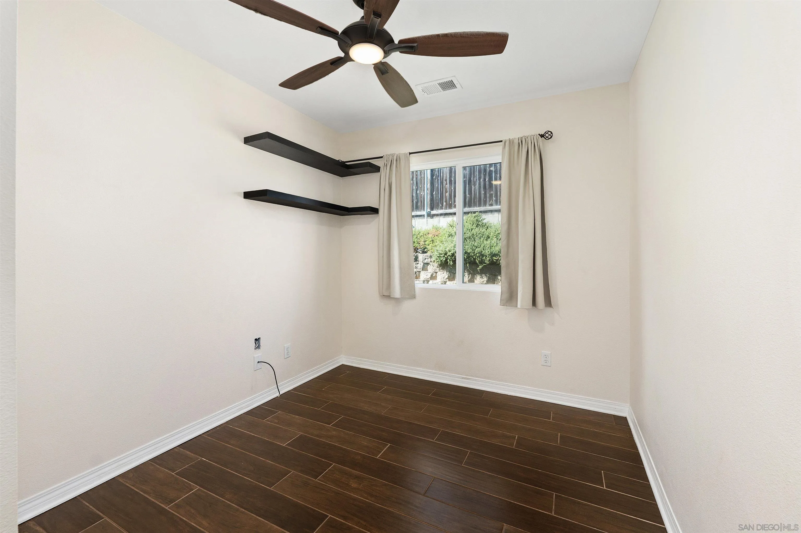 Santee, California, 92071, United States, 3 Bedrooms Bedrooms, ,2 BathroomsBathrooms,Residential,For Sale,1991920