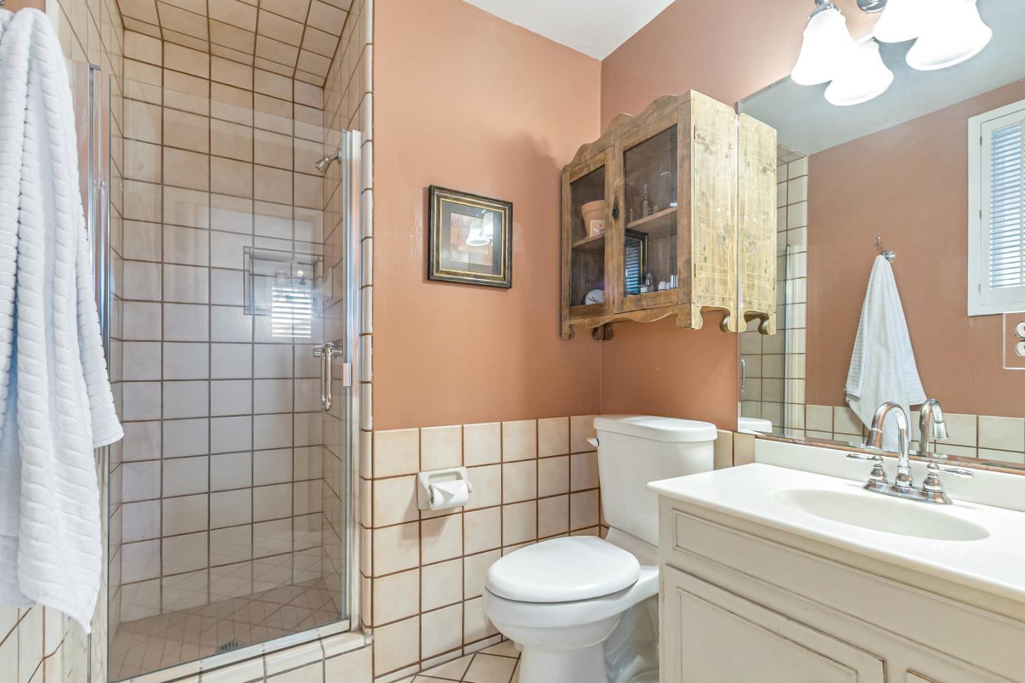 Santa Clara, California, 95050, United States, 3 Bedrooms Bedrooms, ,2 BathroomsBathrooms,Residential,For Sale,1942151