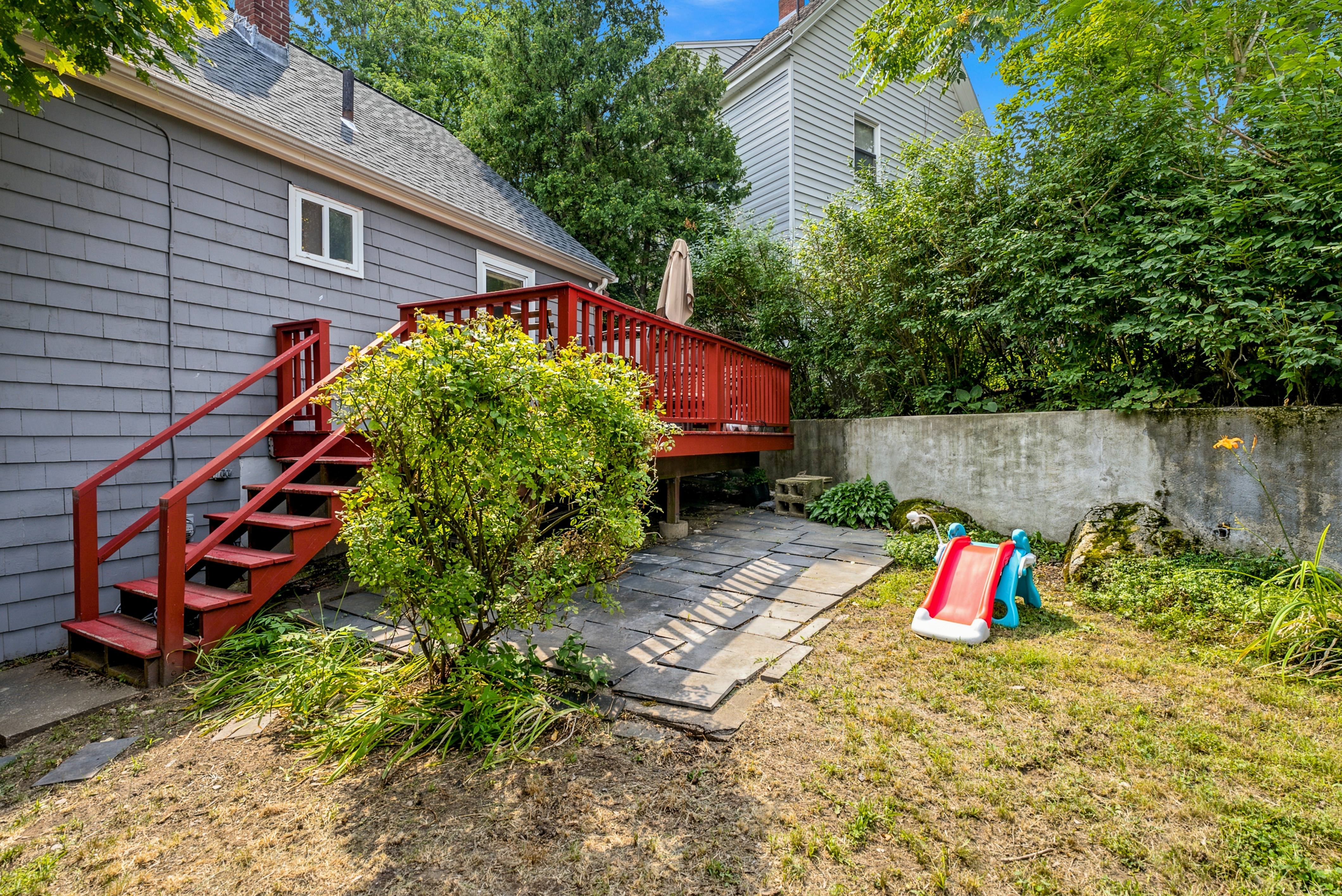  28 Preston St, Malden, MA, 02148 - 物件實景